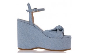 high heel